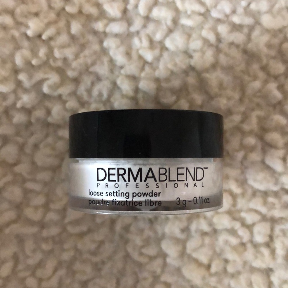 🍄 DermaBlend Professional Loose Setting Powder